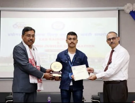 Receiving Honour from Ministry of Defence DRDO
